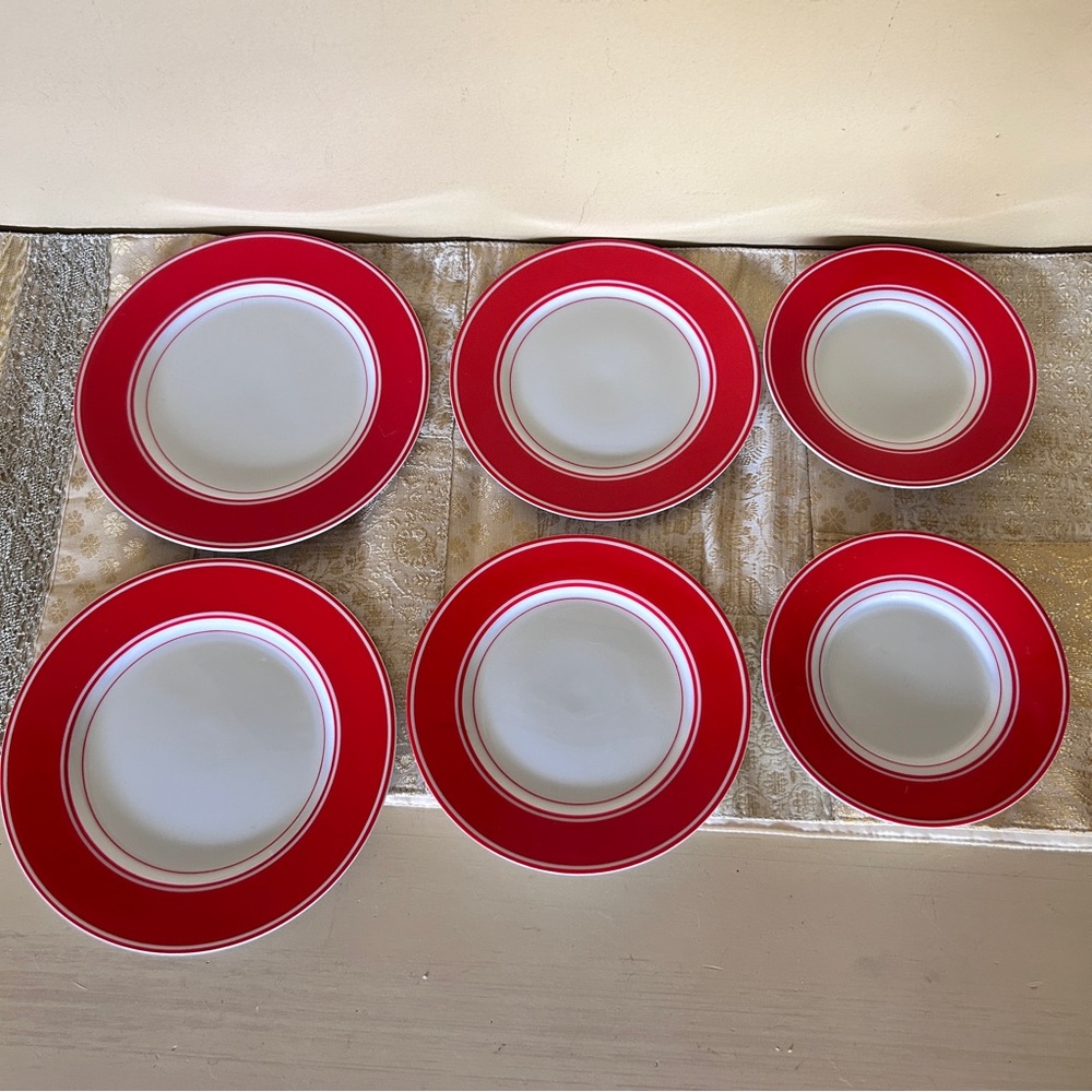 Fitz and Floyd Rondelet Rouge Red & White Mix LoT 2 SETS = 6 Plates